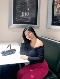 ꧅ Genuine Call Girls In Sector 43//Noida {9818099198꧁Escorts Service Female In Delhi NCR ﷼