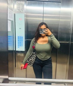 Premium Call ℊiℛls In Botanical Garden Noida 8448380779 Independent Call Girls Noida