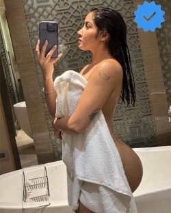 Low Rate Call Girls In Saket Delhi Justdial | 8860594441