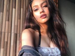 Best Service Call Girls In Lajpat Nagar 9711881147 Delhi Escort Service 