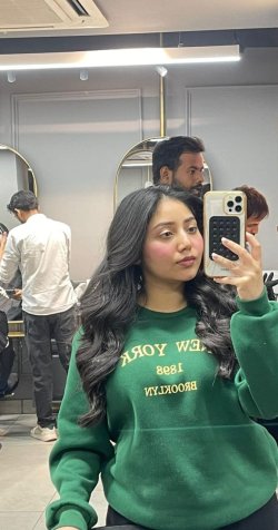 Hand to hand cash payment service available full girlfriend experience service available 