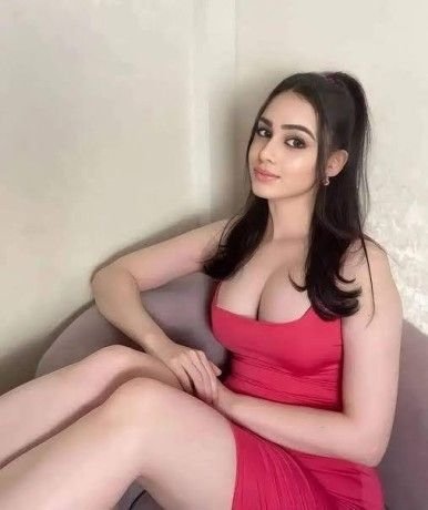Riya Escorts